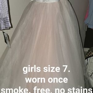 Girl dress